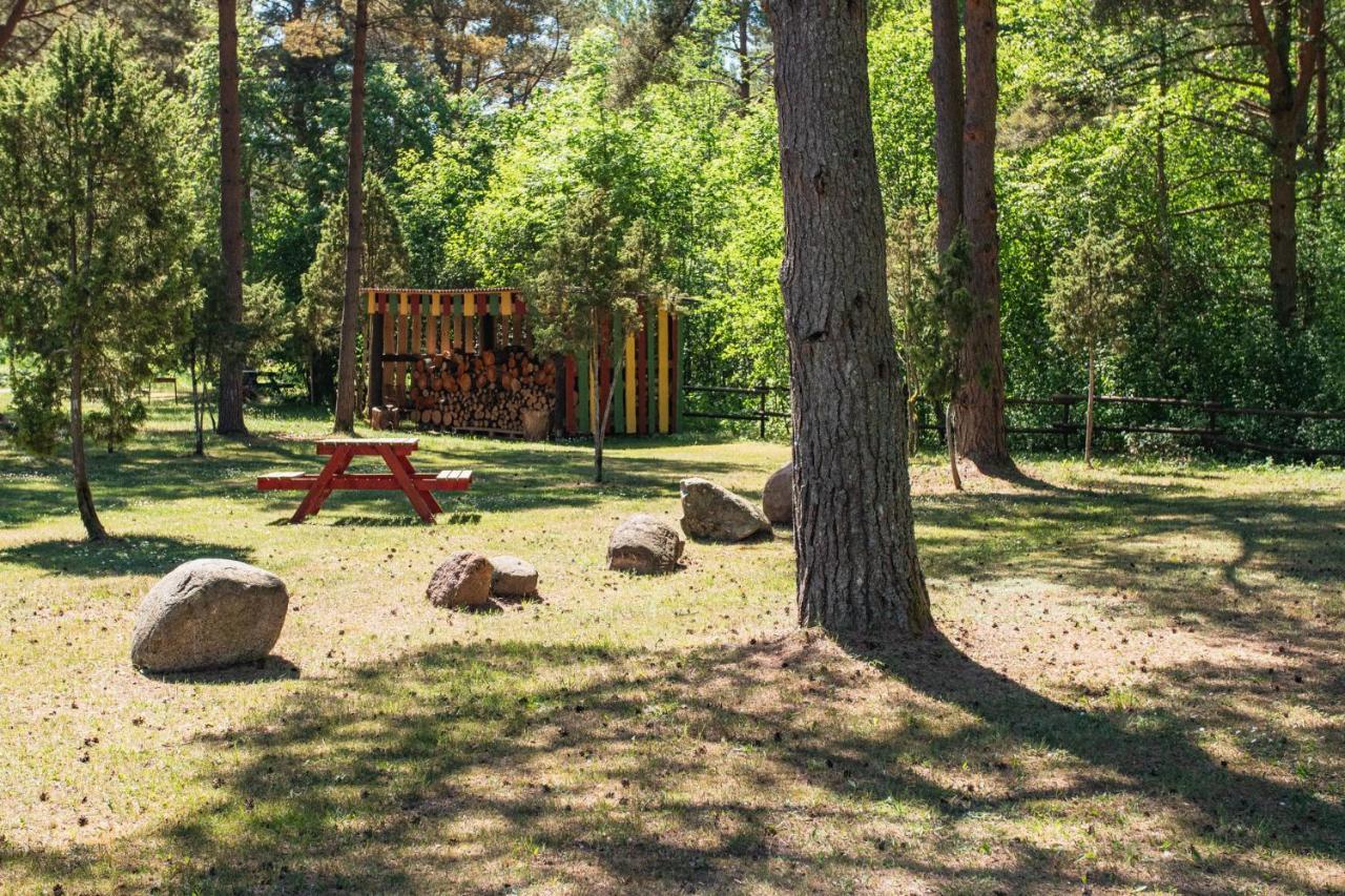 Tehumardi Camping Salme Bagian luar foto
