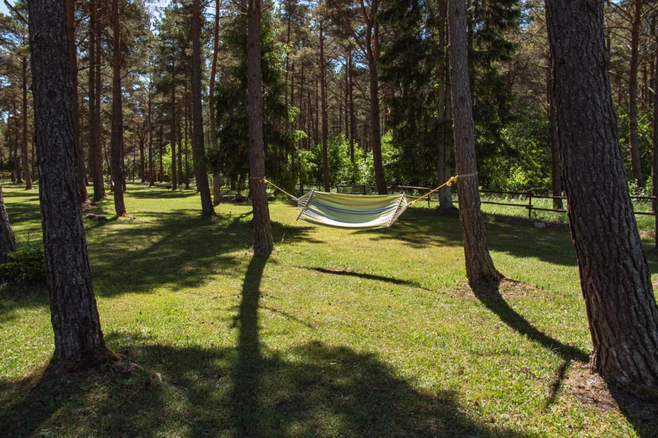Tehumardi Camping Salme Bagian luar foto