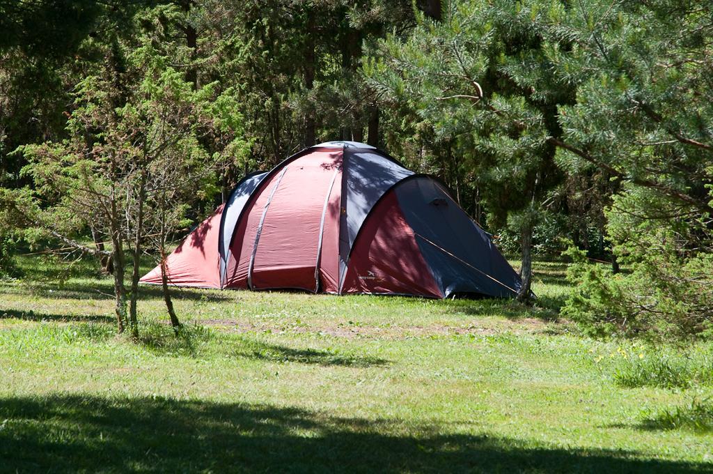 Tehumardi Camping Salme Bagian luar foto