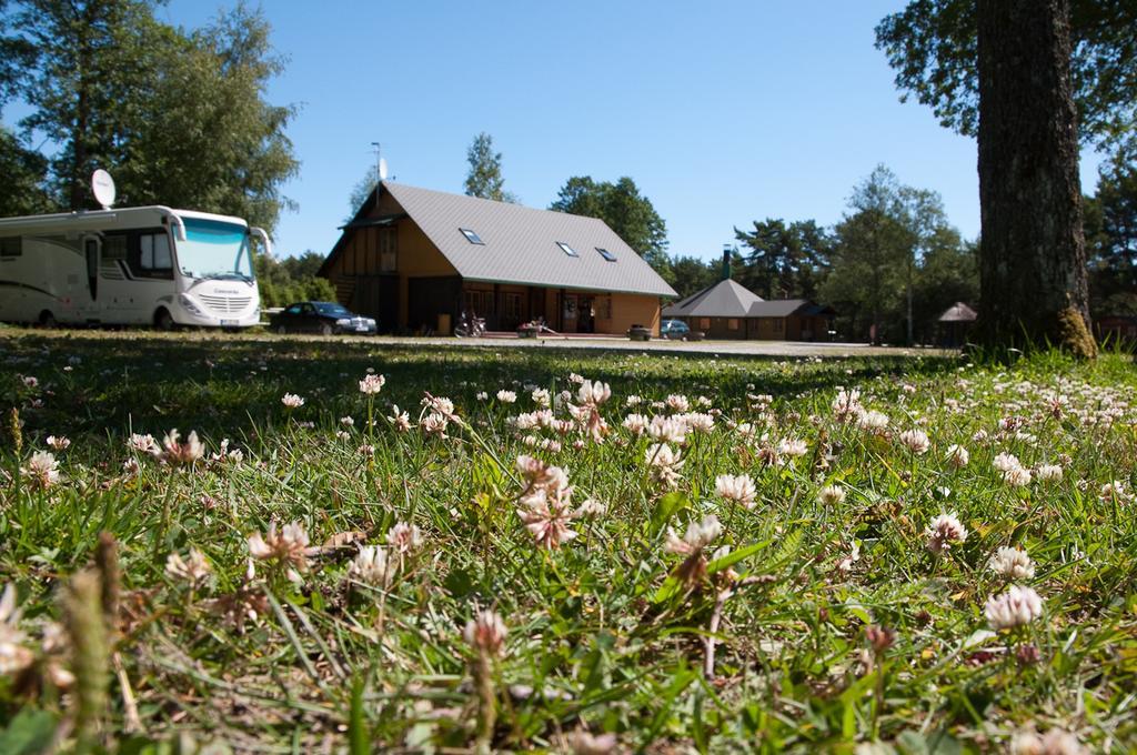 Tehumardi Camping Salme Bagian luar foto