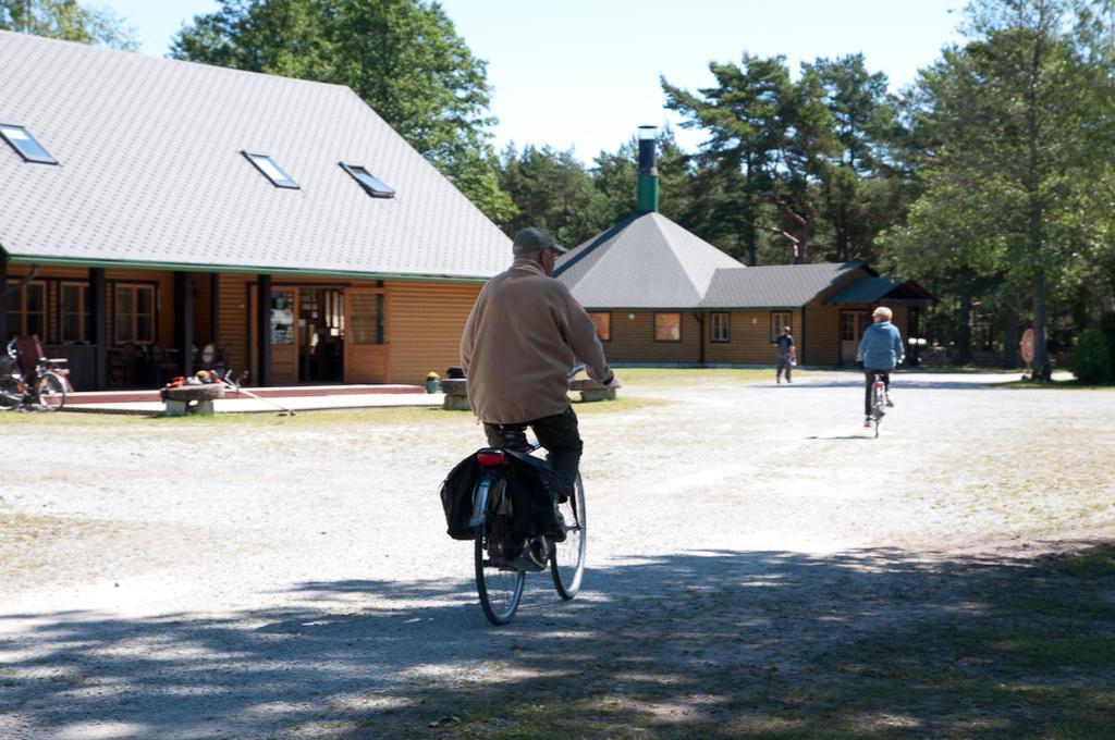 Tehumardi Camping Salme Bagian luar foto