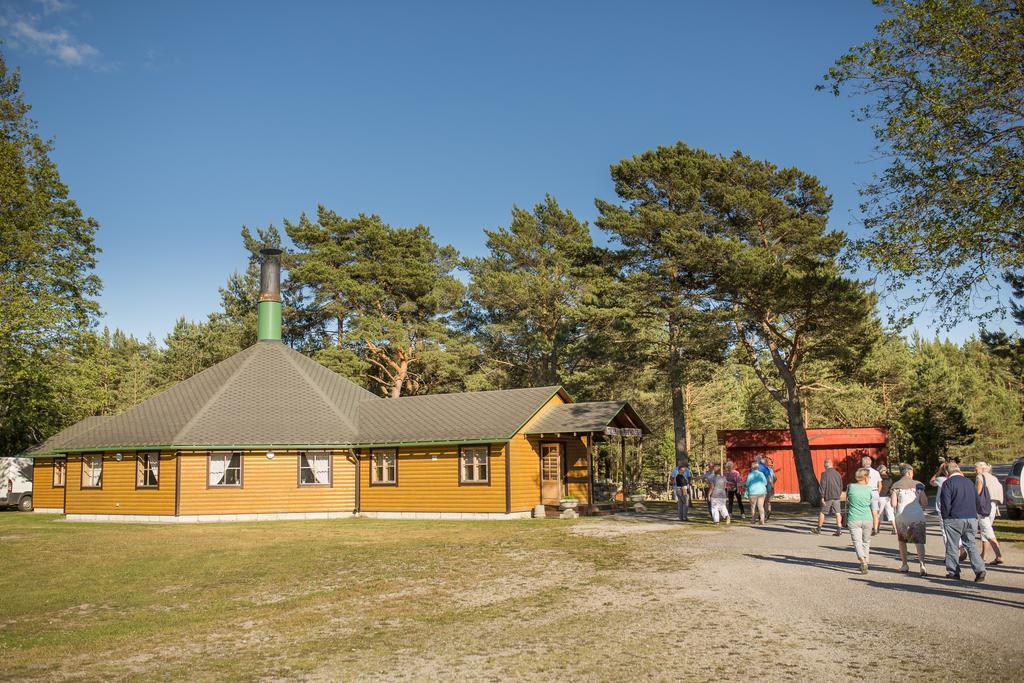 Tehumardi Camping Salme Bagian luar foto